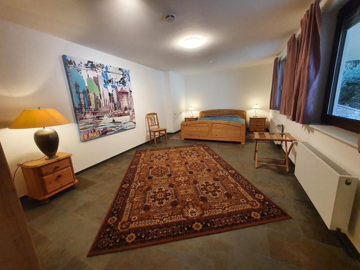 Grosses Ferienhaus Sauerburgblick Sauerthal Ngoại thất bức ảnh